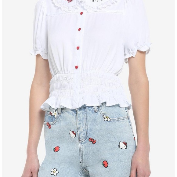 Hello Kitty Mom Jeans - Picture 3 of 5